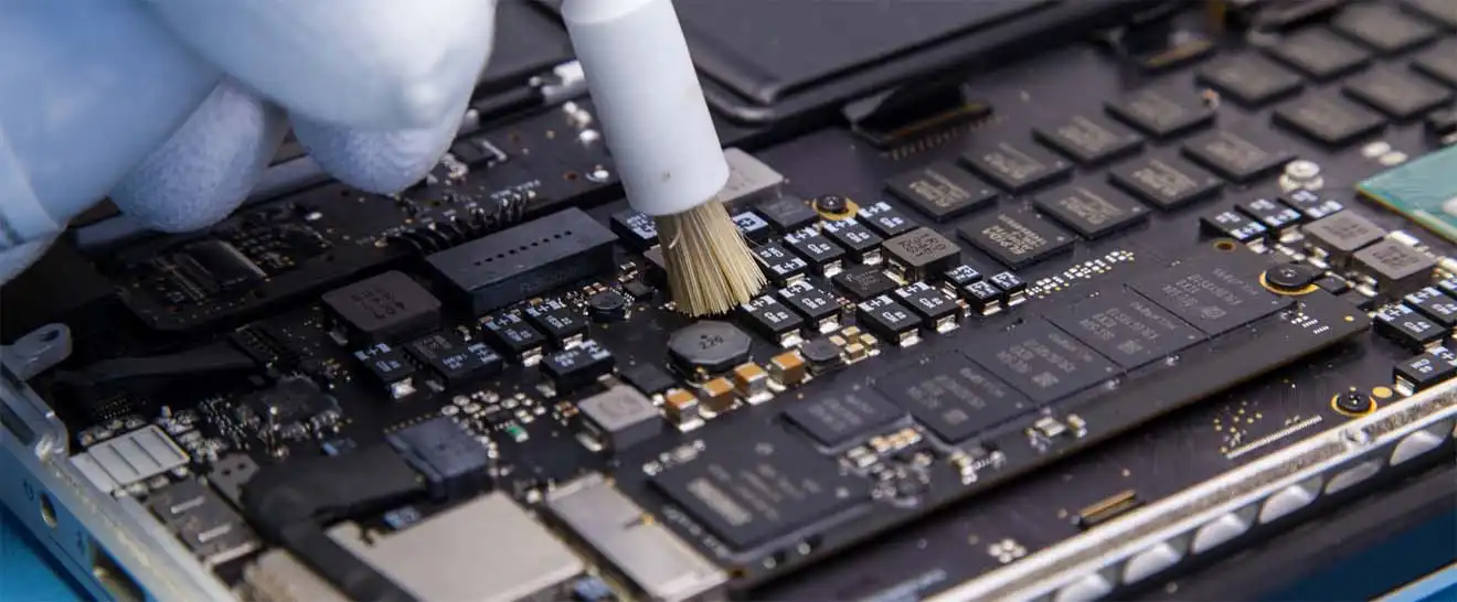 Чистка Apple MacBook от пыли в Дубне | Замена термопасты