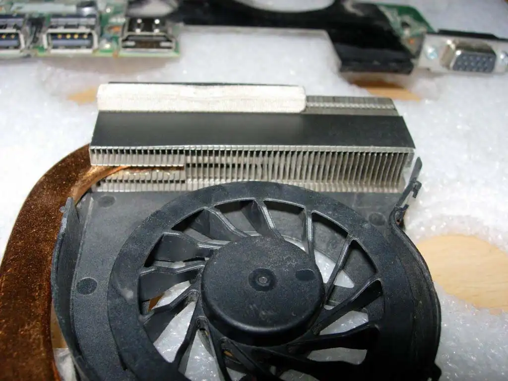 чистка ноутбука Toshiba в Дубне
