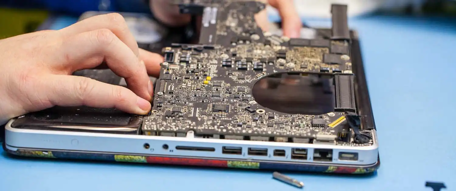 Замена или ремонт видеочипа ноутбука Apple MacBook в Дубне