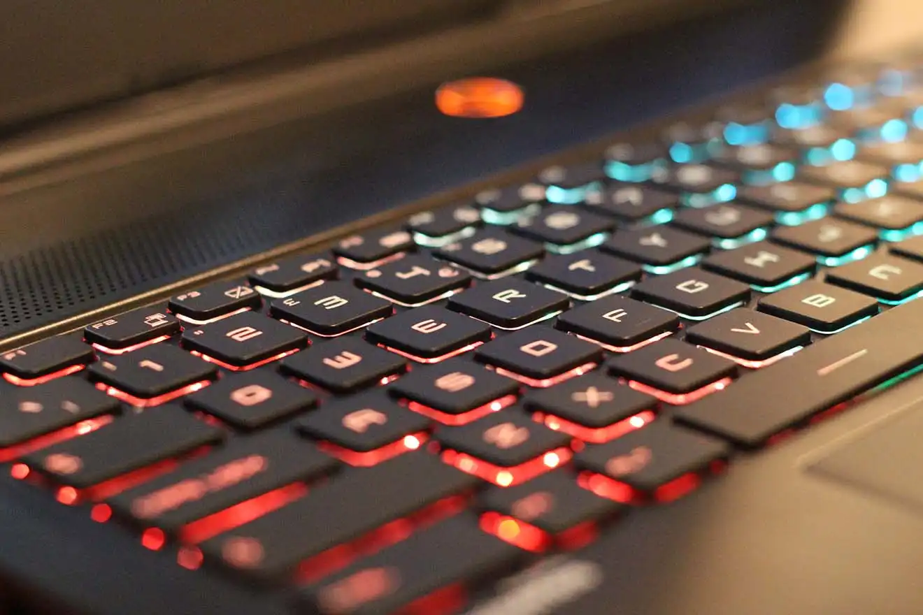 Замена клавиатуры ноутбука MSI в Дубне